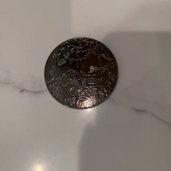 New Gucci Silver Flora Compact Mirror - Picture 5 of 12